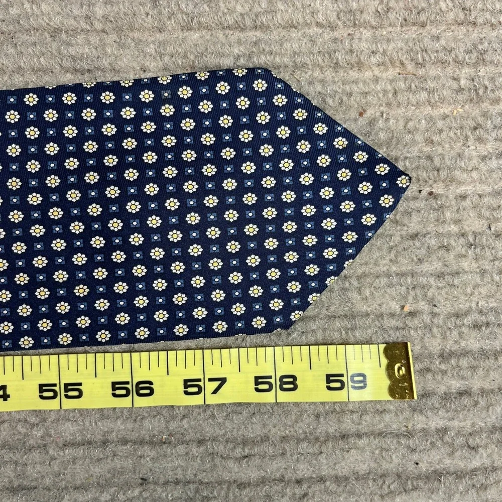 Gap Premium 1969 Mens Silk Tie Navy Blue Yellow Floral Daisy Geometric USA Made
